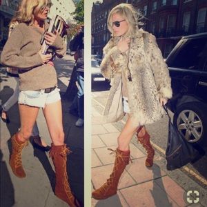 Celeb blogger fav Minnetonka Boots